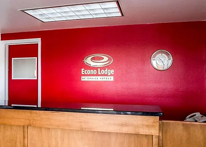 Econo Hotel
